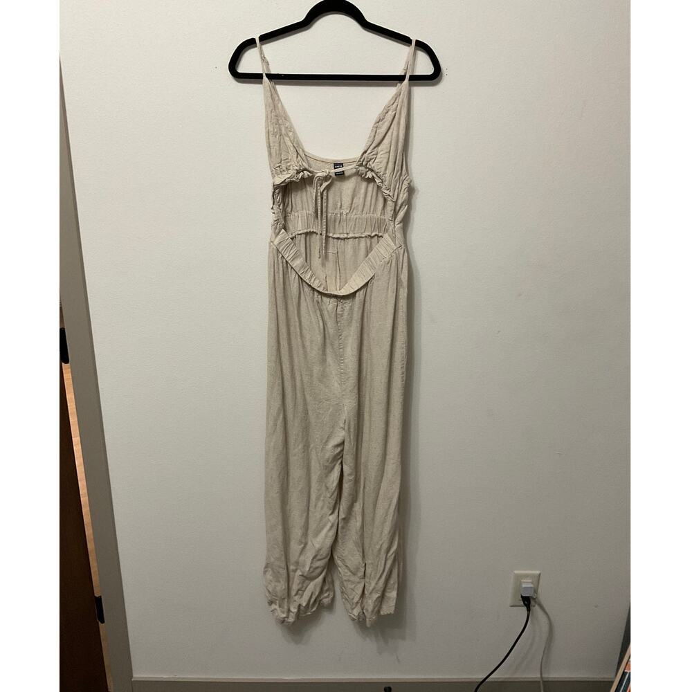Preloved Shein Front Cutout Tan Jumpsuit Sz XL